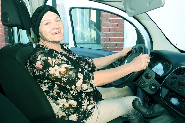 Desetljećima je pomagala drugima, sad se bori s rakom. "A država? Ona okreće glavu"