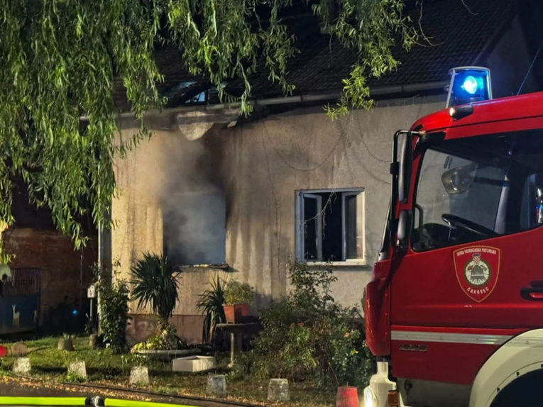 Izgorjela obiteljska kuća u Međimurju. Uhićen 18-godišnjak