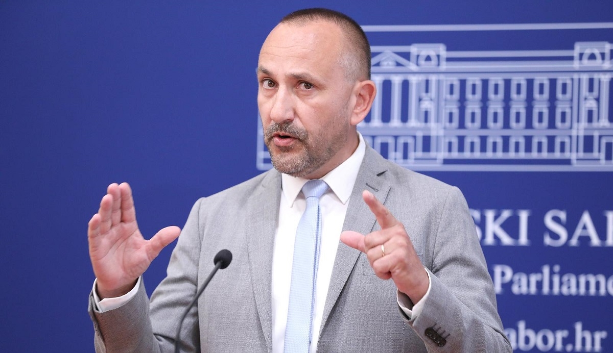 Zekanović: Pobačaj je ubojstvo