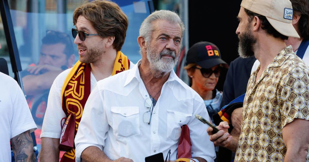 Mel Gibson se ispričao zbog poteza na pozornici koji su mnogi nazvali "okrutnim"