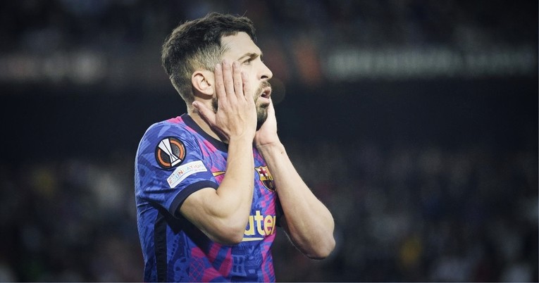 Lude scene u Španjolskoj. Barcelona ostala bez obrane za manje od pola sata