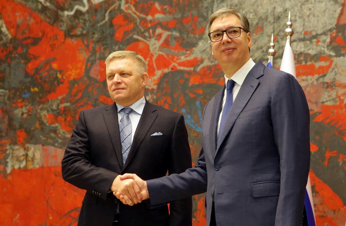 Na povijesnu Xijevu paradu iz Europe došli samo Vučić i Fico. Zašto?