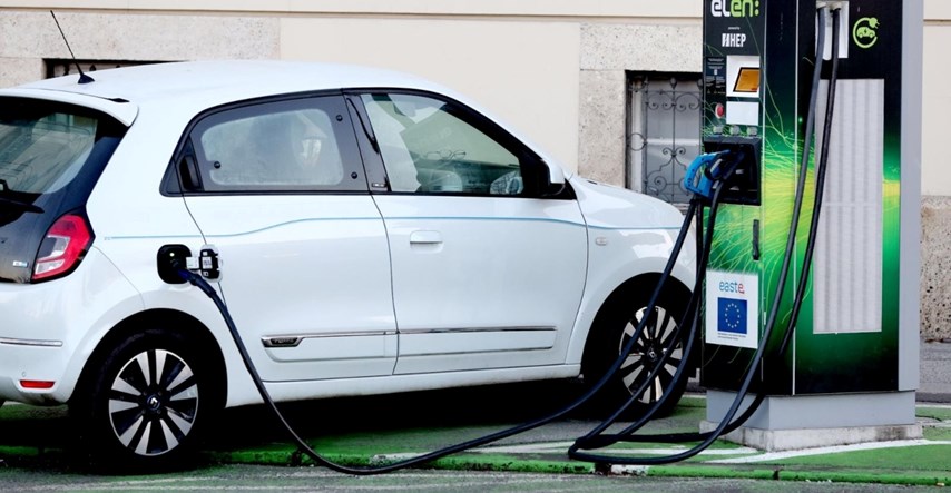 Država sufinancira kupnju energetski učinkovitih vozila, prijave od 22. travnja
