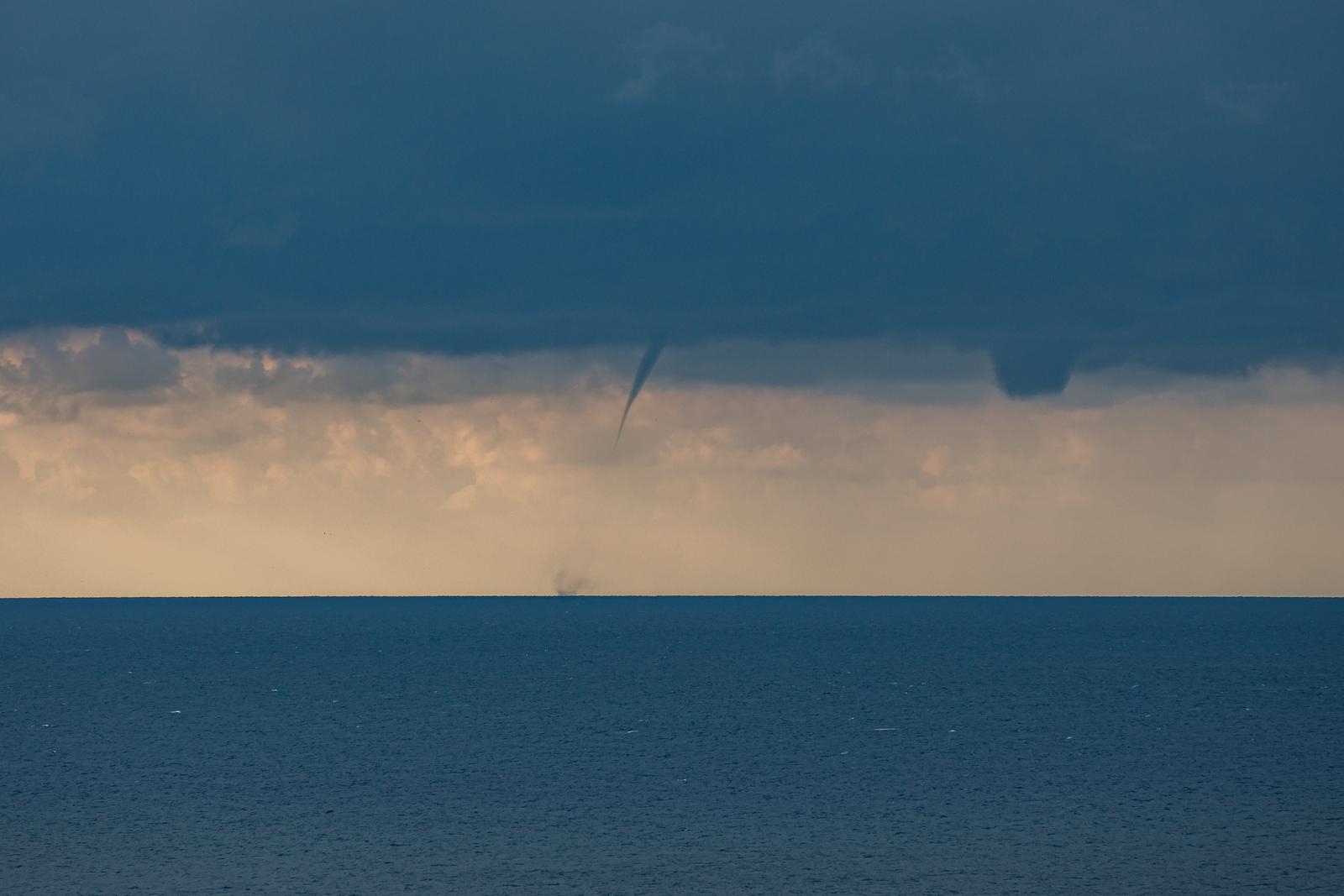 Meteorologinja: Slijedi nam mnogo kiše, moguće su poplave, tuča i pijavice na moru