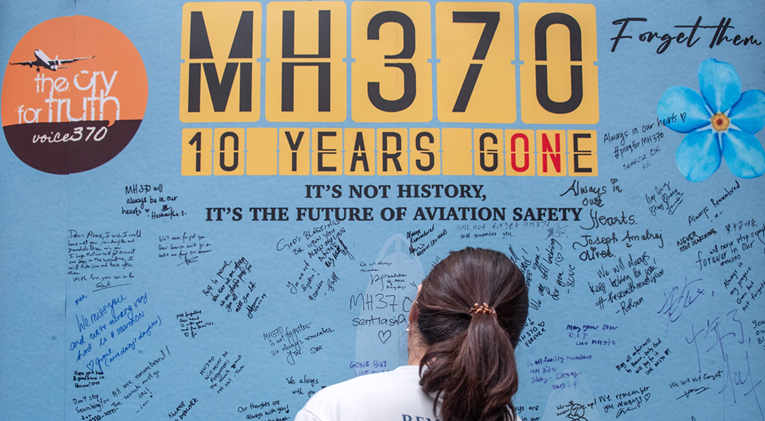 Ni nakon 10 godina ne zna se sudbina 239 ljudi s leta MH370. Traži se nova istraga