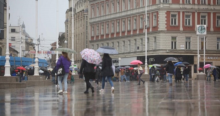 Danas promjenljivo oblačno vrijeme s povremenom kišom