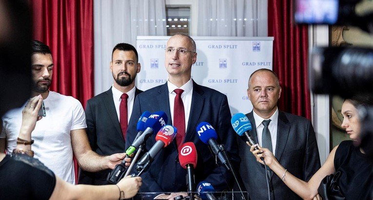 Puljak i službeno preuzeo ovlasti u Splitu