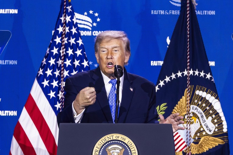 Trump prijeti Europi carinama od 100%. EU: Reagirat ćemo odlučno