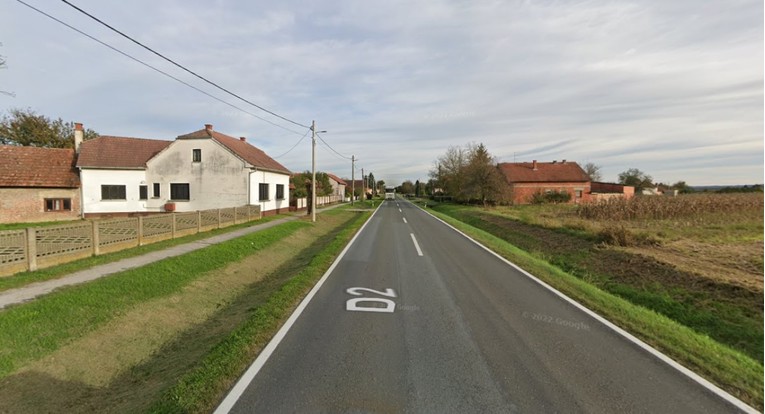Kod Đurđevca poginuo vozač auta, sudario se s kamionom. Cesta je zatvorena