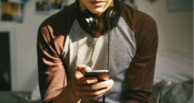IT-jevac glumio maloljetnika, AI chatbot mu rekao da ubije oca