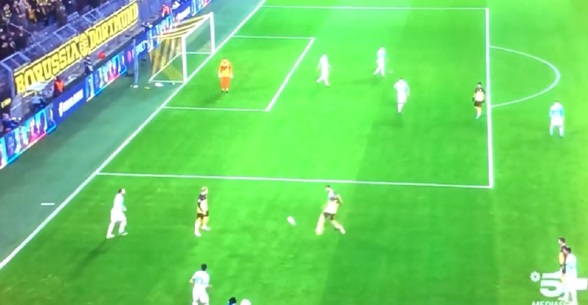 Brozović od junaka do tragičara: Katastrofalnom greškom poklonio gol Dortmundu