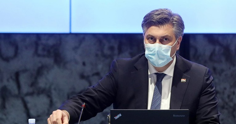 Plenković na vladi: Prvo su tražili zatvaranje, a sad traže apsolutno otvaranje