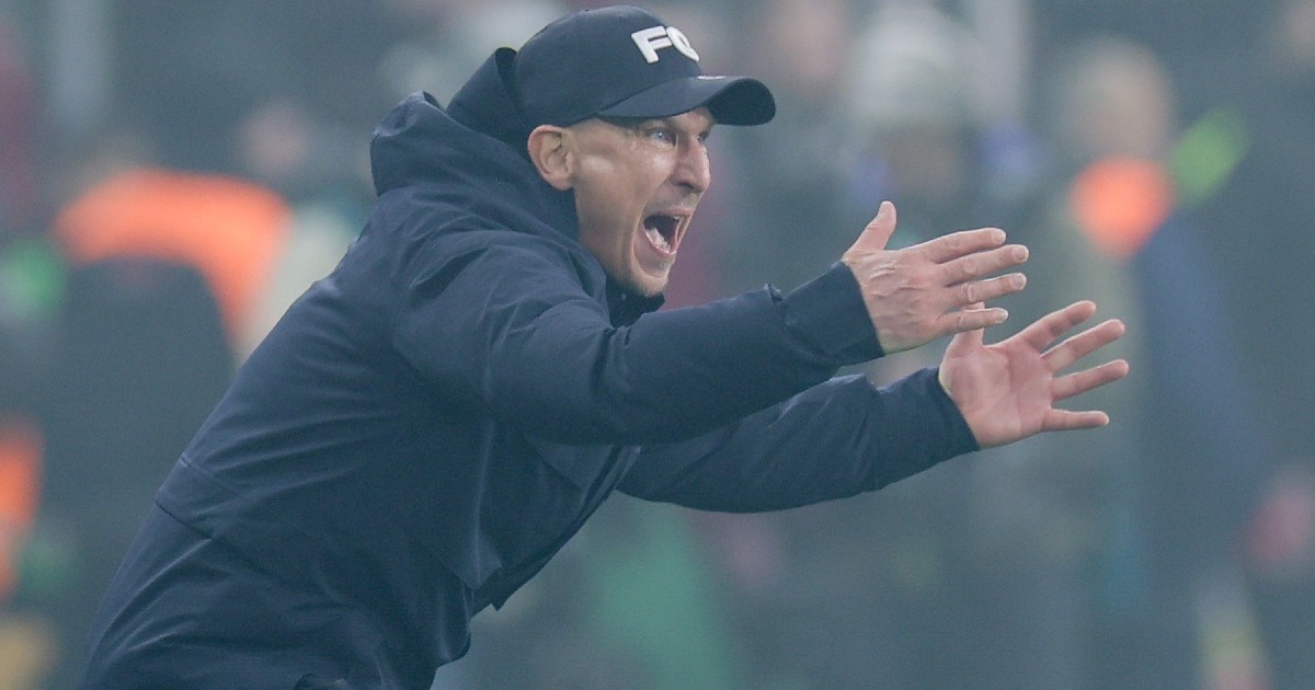 Bivši prvak Njemačke je na pragu povratka u elitu. Otpustili su trenera pred kraj