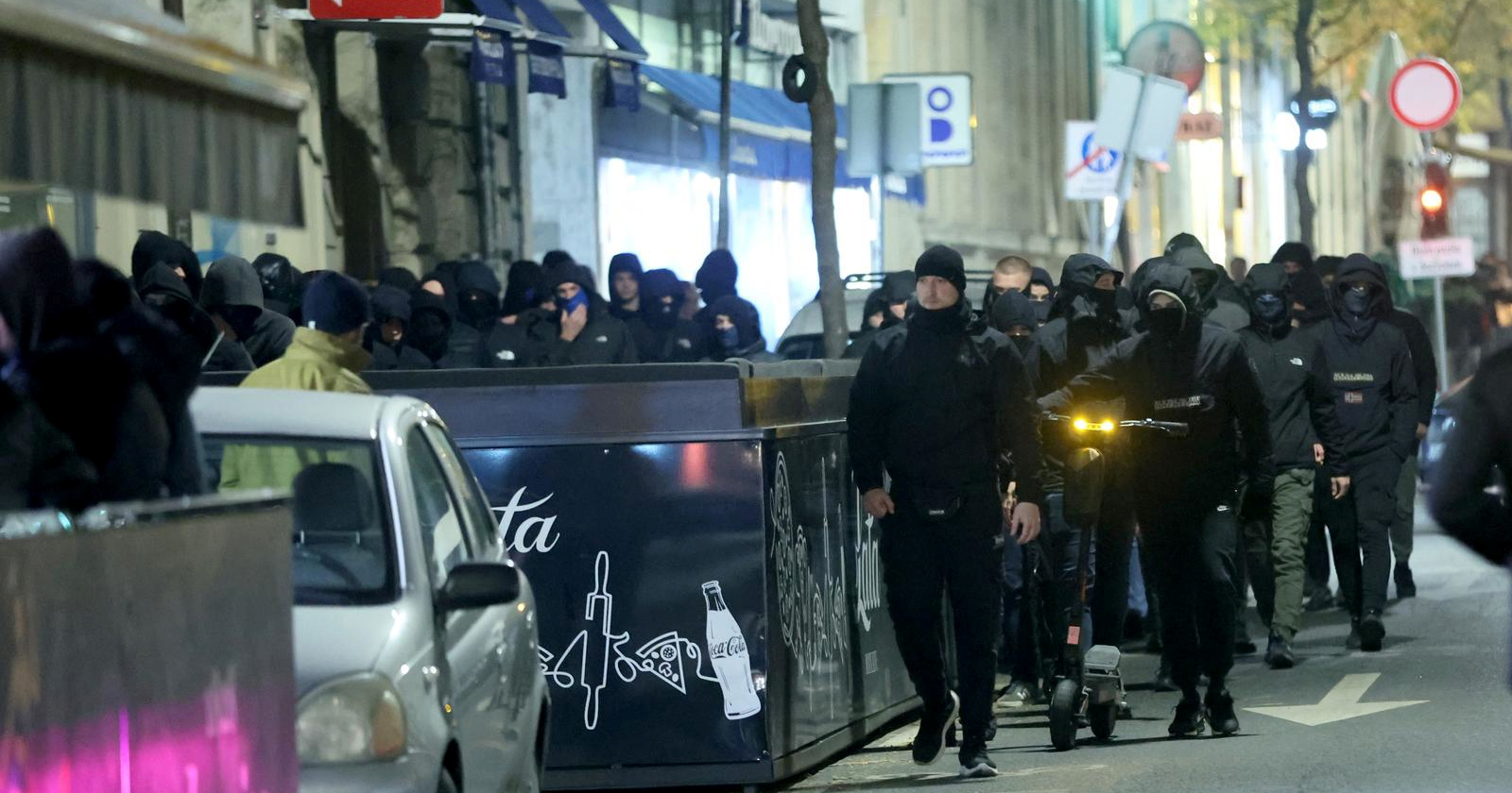 Osmorica prijavljena zbog incidenta ispred Srpskog kulturnog centra u Zagrebu