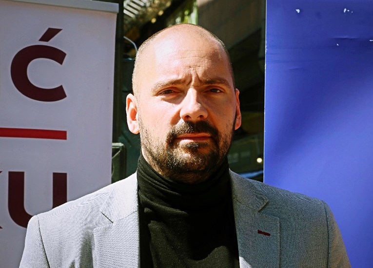 Rijeka se odriče milijuna za veće plaće ljudima. "Tim novcem se otplati rata kredita"