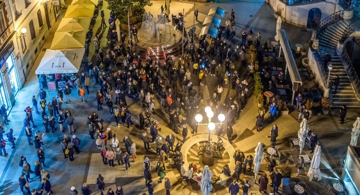 FOTO U Puli prosvjedovali protiv covid-potvrda