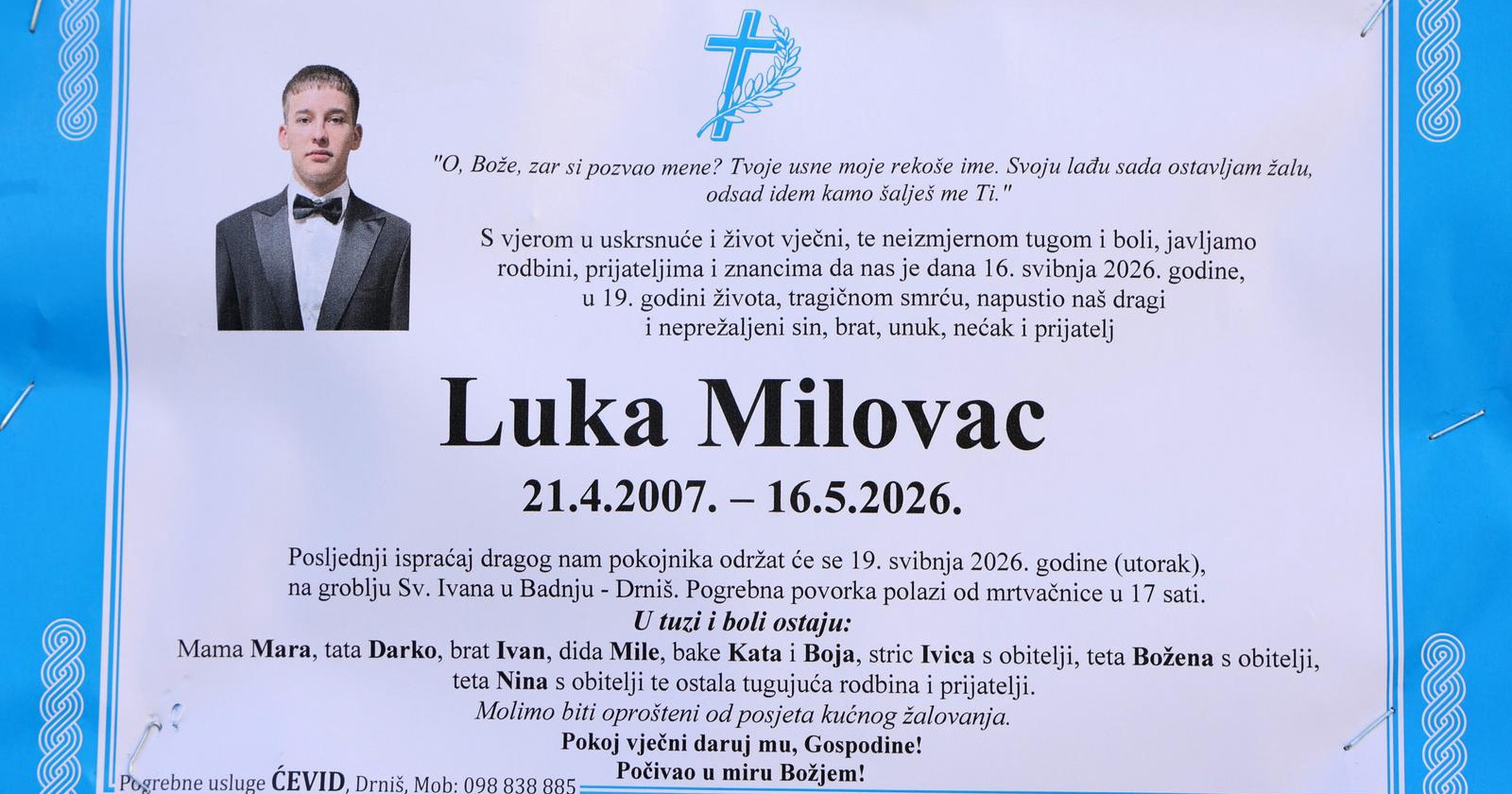 Za vikend je u njemu trebao na maturalnu, umjesto toga u novom odijelu bit će pokopan