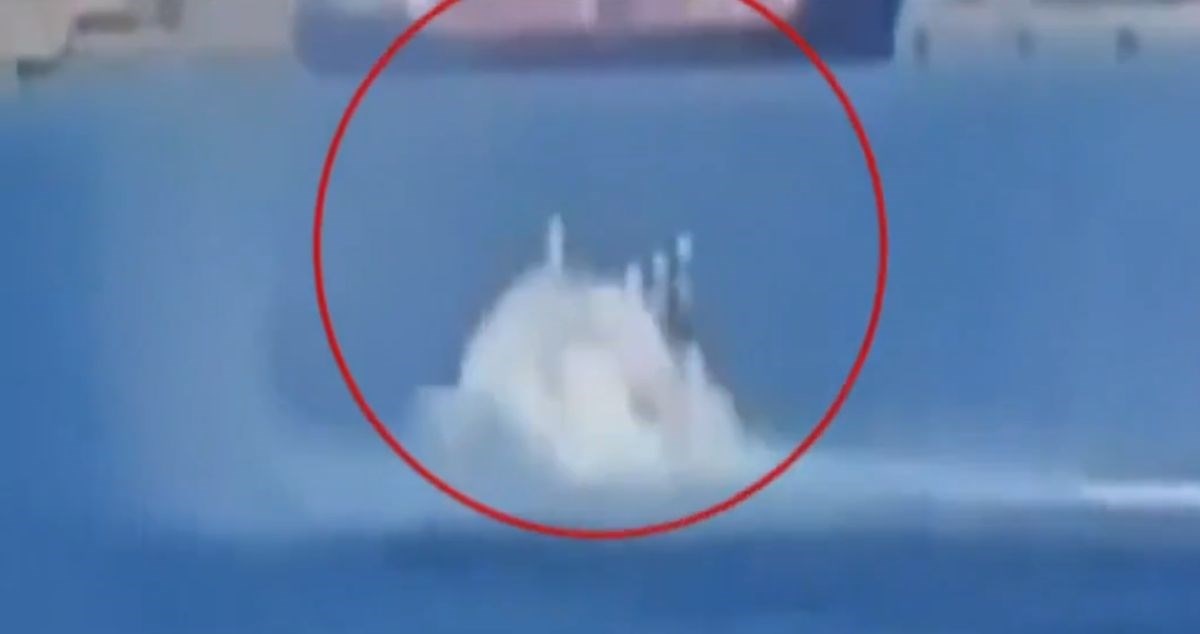 VIDEO Vatrogasni helikopter u Grčkoj pao u more dok je pokušavao zahvatiti vodu