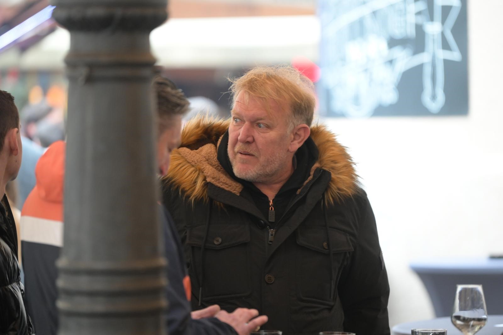 Robert Prosinečki na Badnjak snimljen u centru Zagreba, bio na piću s prijateljima