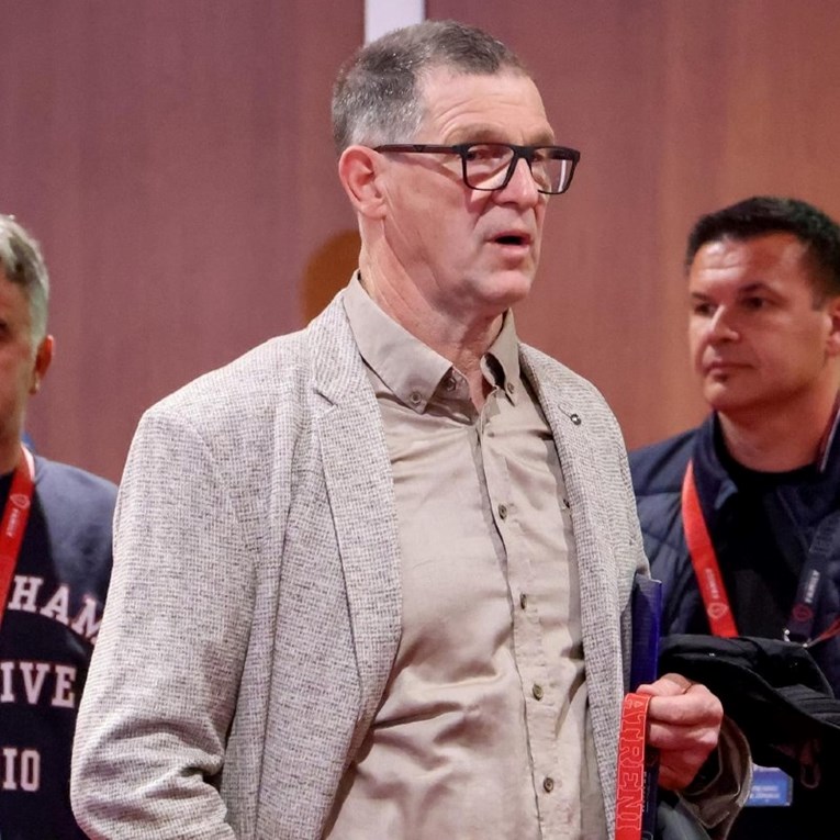 Sinovčić: Ovo je proceduralna greška. Odmah smo trebali ići u novo glasanje