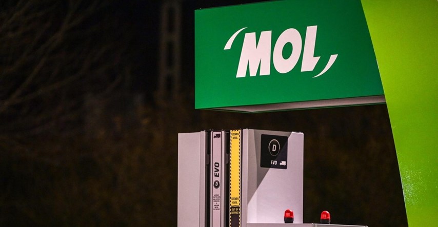 Ina i MOL prodali Shellu 39 benzinskih u Sloveniji