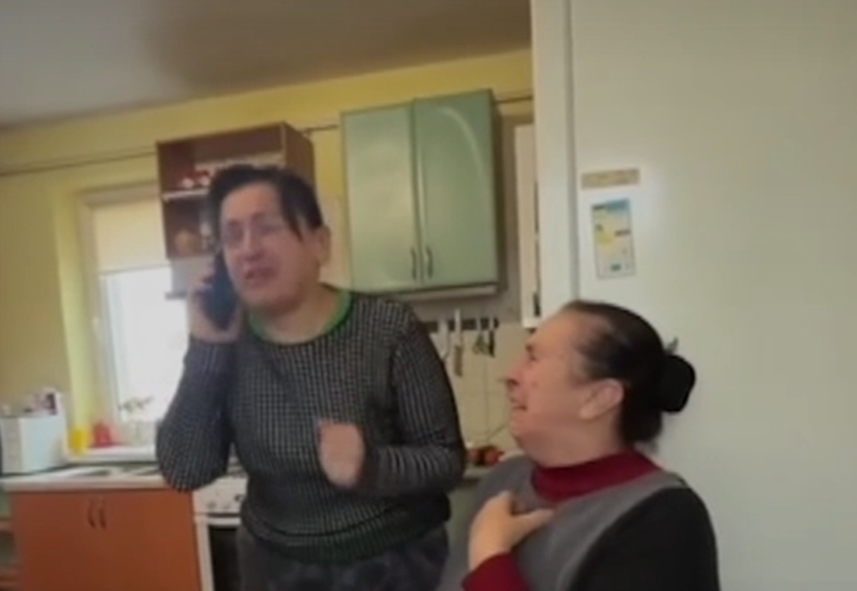 VIDEO Ukrajinka mislila da je pokopala sina vojnika 2023. godine. Nazvao ju je