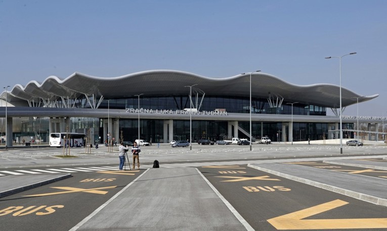 Turistički vodič napao vozača na zagrebačkom aerodromu