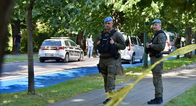 Ubojstvo u Sarajevu. Sjedio s čovjekom u kafiću pa ga izrešetao sa 16 metaka