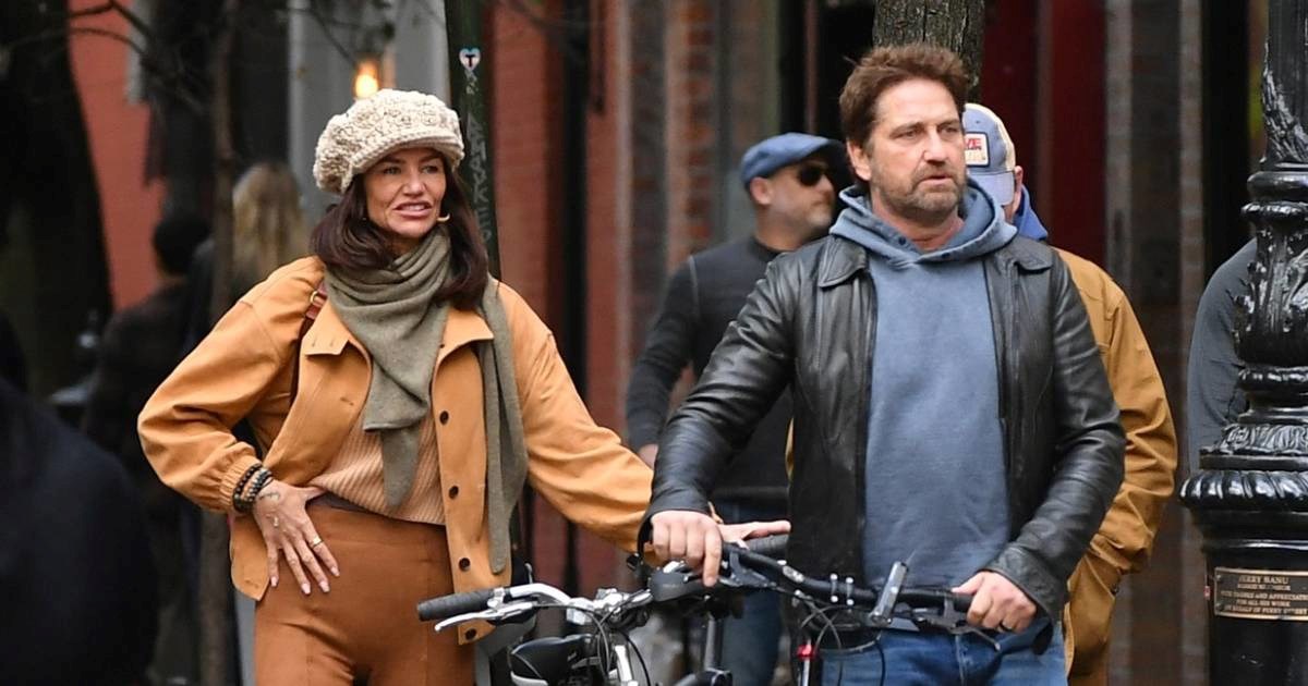 Gerard Butler uživa u šetnji s partnericom, ali svi pričaju samo o jednom detalju