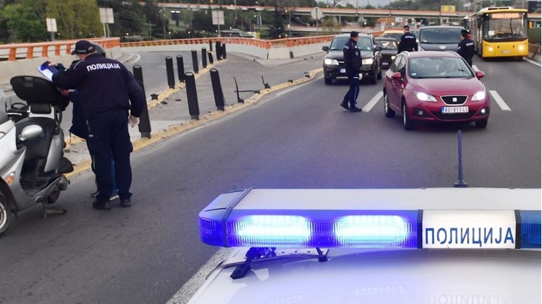 Završio najduži policijski sat u Srbiji, umirovljenici sada mogu na pola sata van