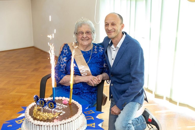 Baka Zorka iz Brinja proslavila 100. rođendan