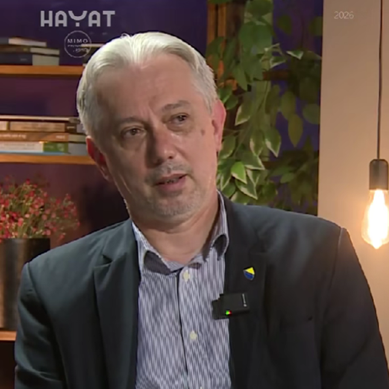 Voditeljica: Za koga ćete navijati? Komšićev nasljednik: Nemojte da izađem iz studija