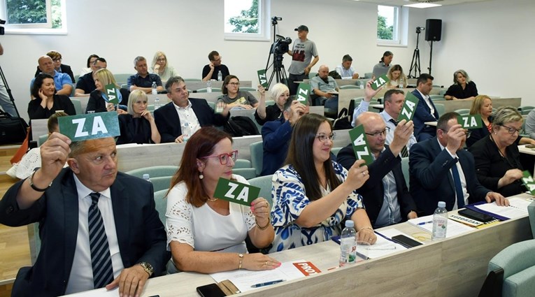 HDZ-ovci u Sisku optužili bivšu vlast SDP-a za pogodovanja i nezakonita zapošljavanja