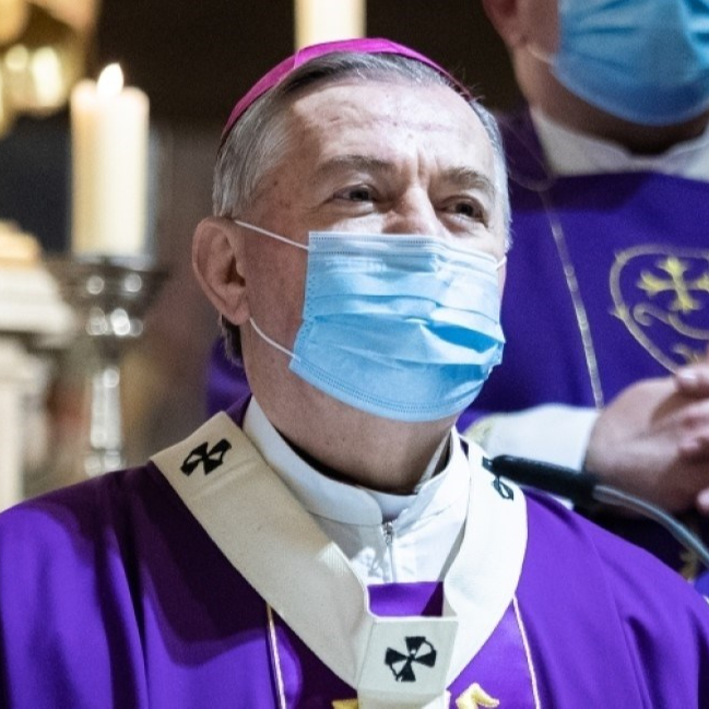 Nadbiskup Barišić: Nezgodno je sad otkazati krizme, kasnije dolaze ljeto i vrućine