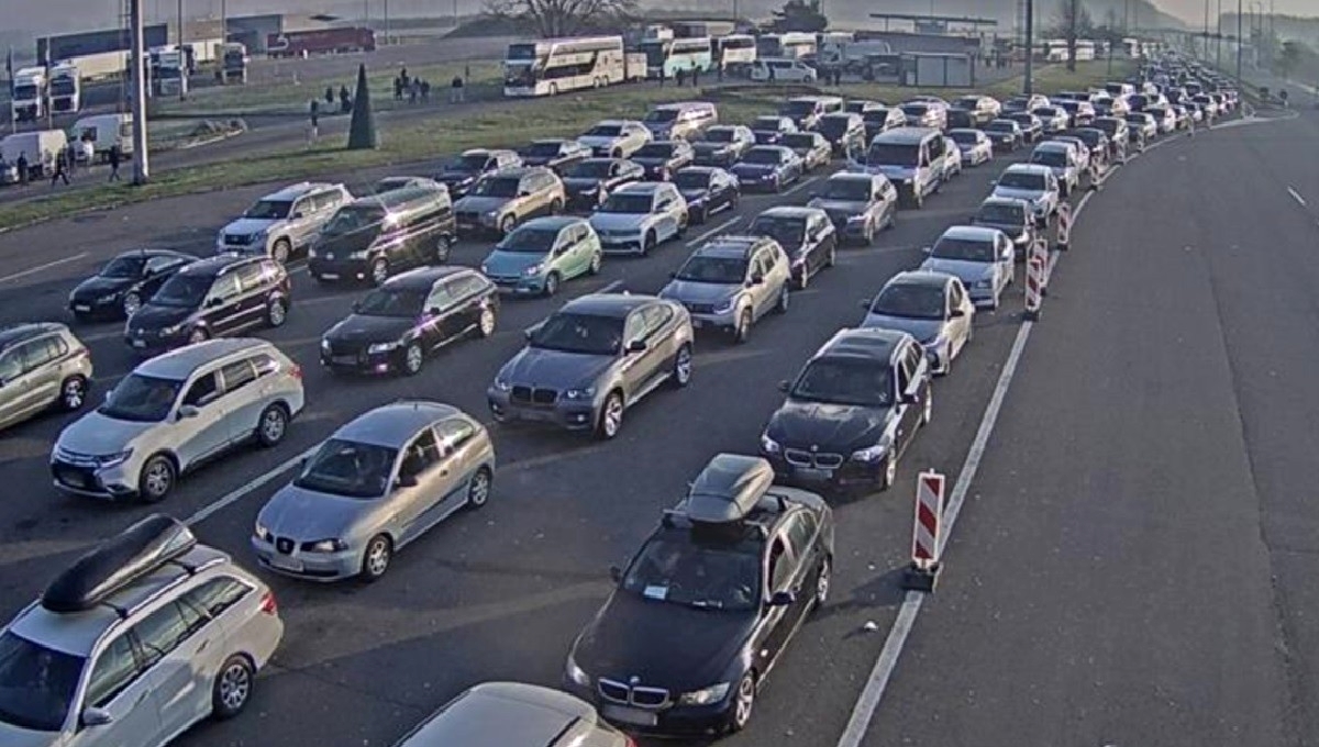 Božinović: Gužve na Bajakovu nemaju veze s ulaskom Hrvatske u Schengen