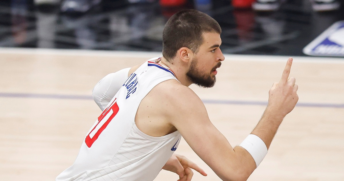 Zubac debitirao za Pacerse