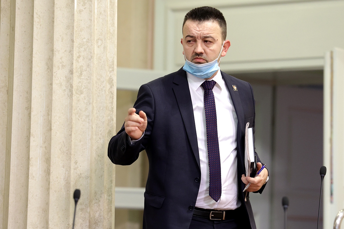 Pavliček iz Suverenista: Testiranje djece je suludo i stvara im psihozu