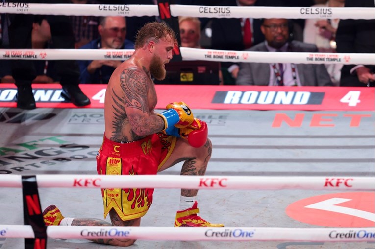 Paul: Slomio mi je čeljust