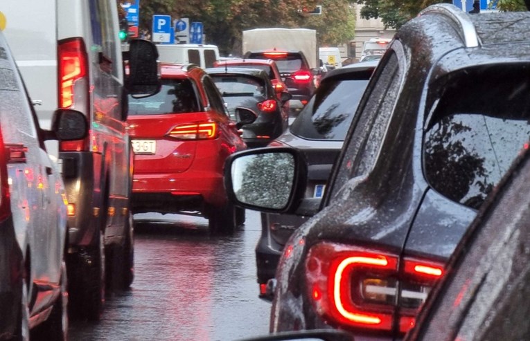 VIDEO Velike kolone u zagrebačkoj Deželićevoj i okolnim ulicama