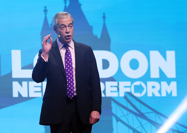 Farage: Svijet bi bio sigurnije mjesto kad bi Amerika preuzela Grenland