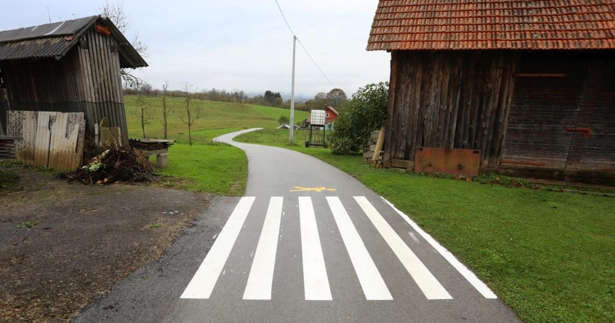 U Bosiljevu iscrtao zebru kako bi sigurno mogao doći do svog sjenika
