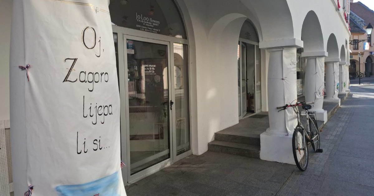 FOTO Vukovar se sprema za Thompsona, stihovi njegove pjesme osvanuli u centru