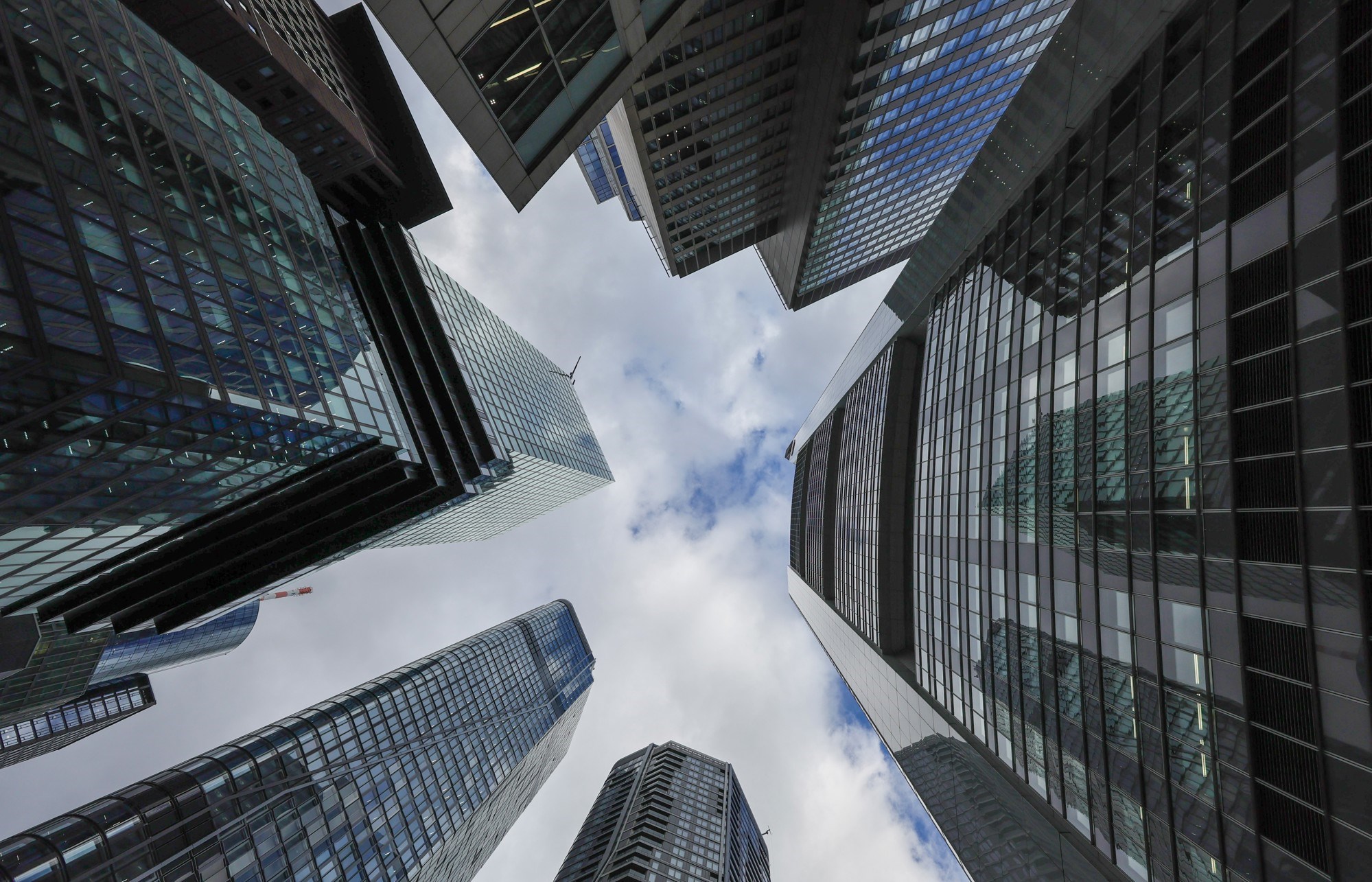 Institut: Gotovo desetina njemačkih kompanija u kritičnom stanju