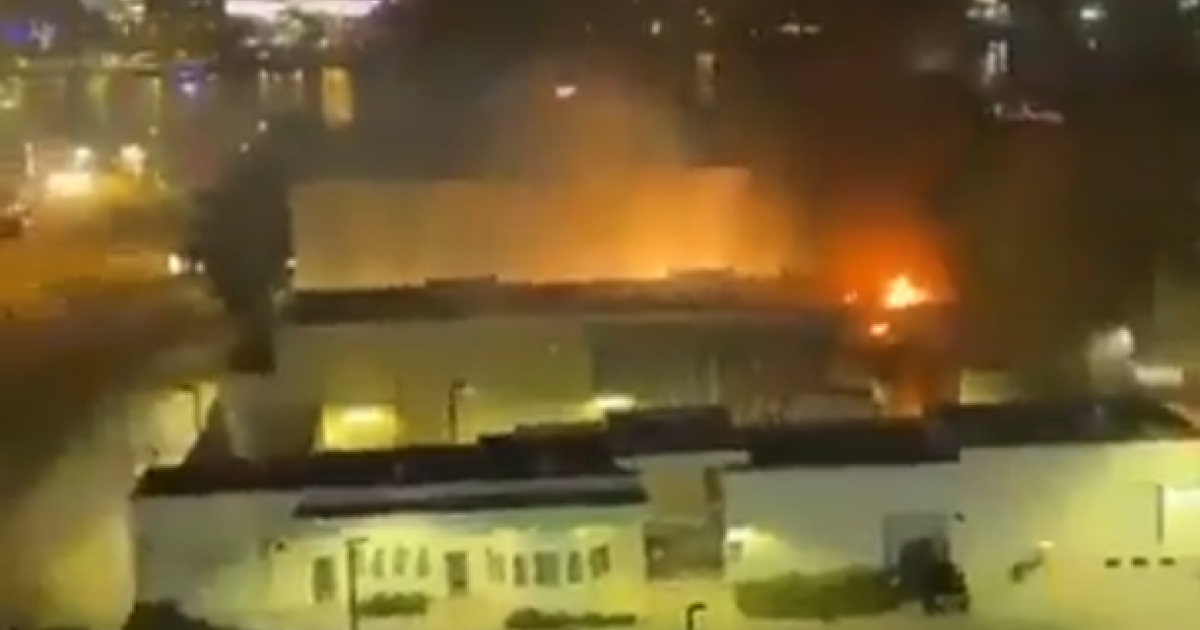 SAD napao iranski otok, Iran raketirao američke baze u Jordanu