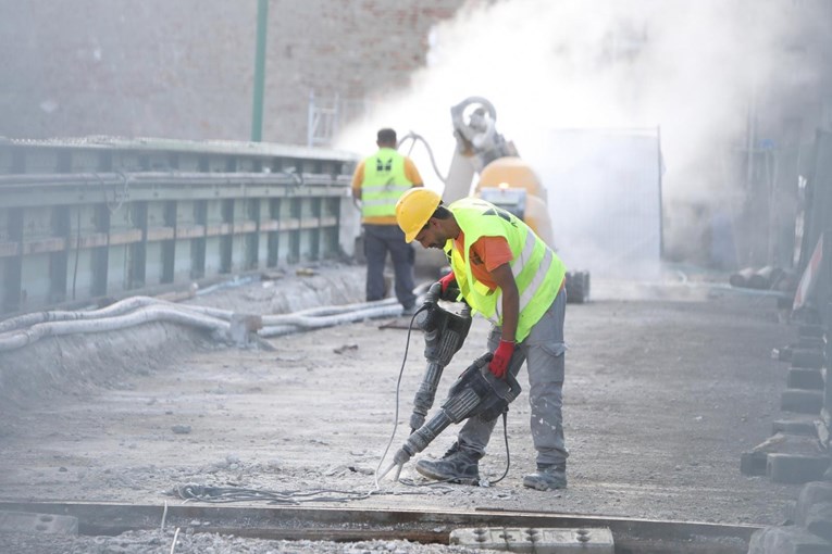 Mijenja se Zakon o strancima