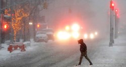 Amerikancu usred snježne oluje stao auto, odlučio pješačiti doma. Pronađen je mrtav