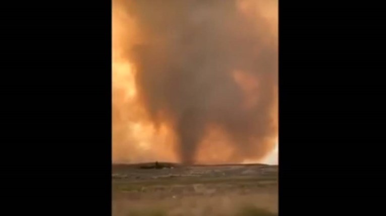 VIDEO Ogromni šumski požari pokrenuli vatrene vrtloge u Sjevernoj Kaliforniji
