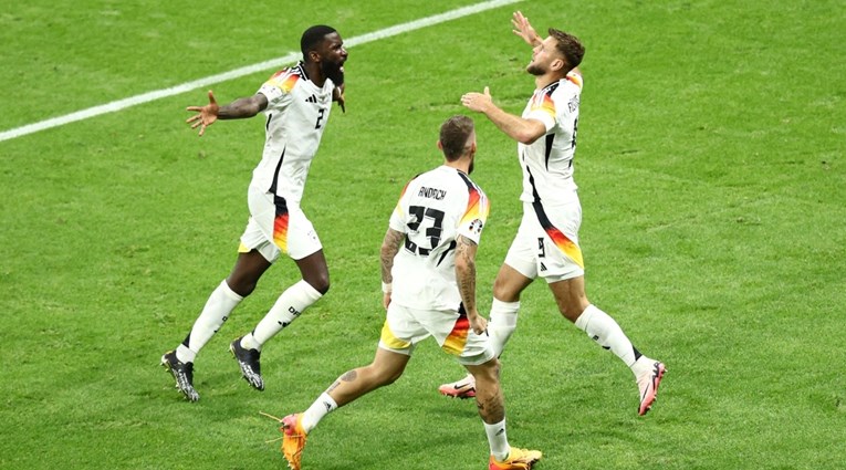 NJEMAČKA - ŠVICARSKA 1:1 Nijemci izjednačili u 92. minuti i osvojili grupu