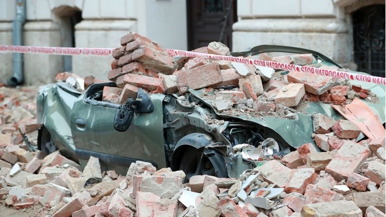 Zagrebparking će besplatno premještati aute oštećene u potresu