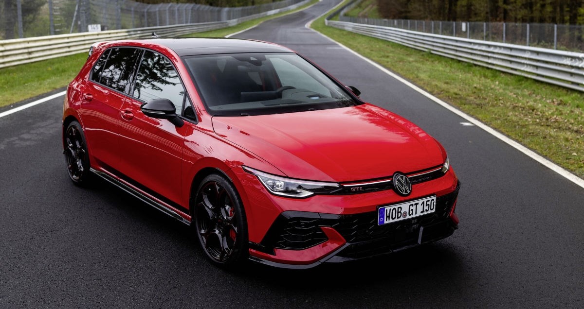 Volkswagen Golf GTI EDITION 50 je službeno predstavljen. Već sad je za kolekciju